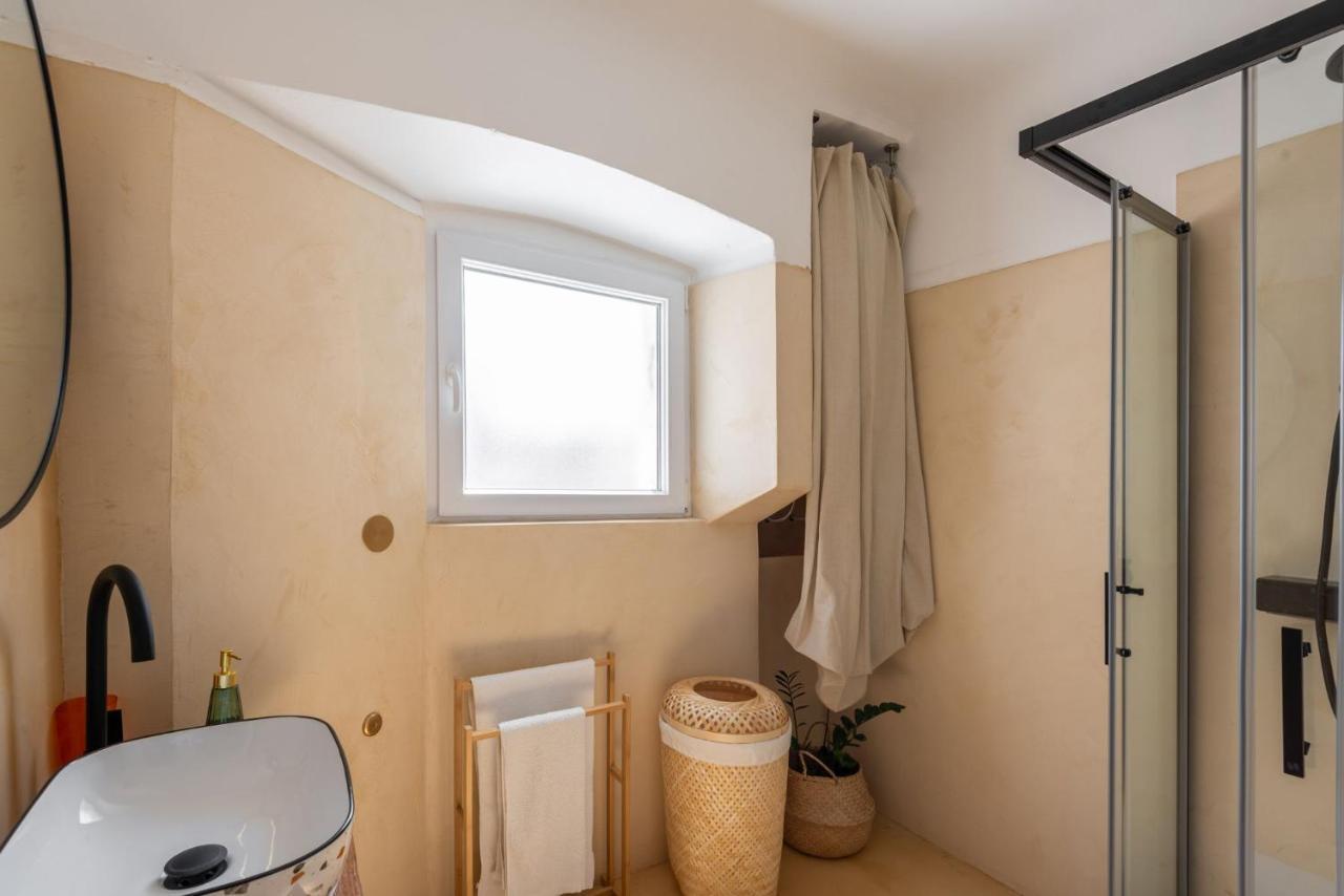 Pula City Apartment With Private Parking Exterior foto